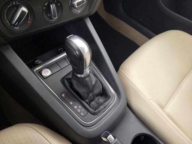 Photo of 2015 Black Volkswagen Jetta