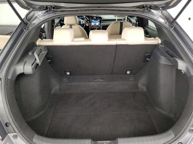 Photo of 2021 Gray Honda Civic
