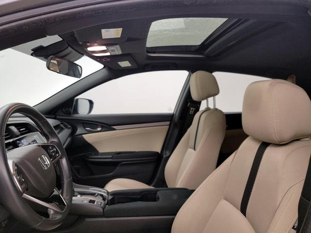 Photo of 2021 Gray Honda Civic