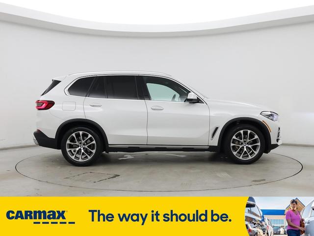 Photo of 2021 White BMW X5