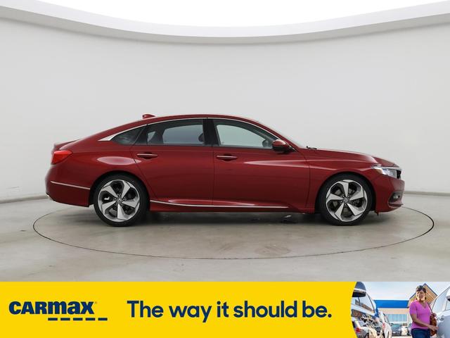 Photo of 2018 Red Honda Accord