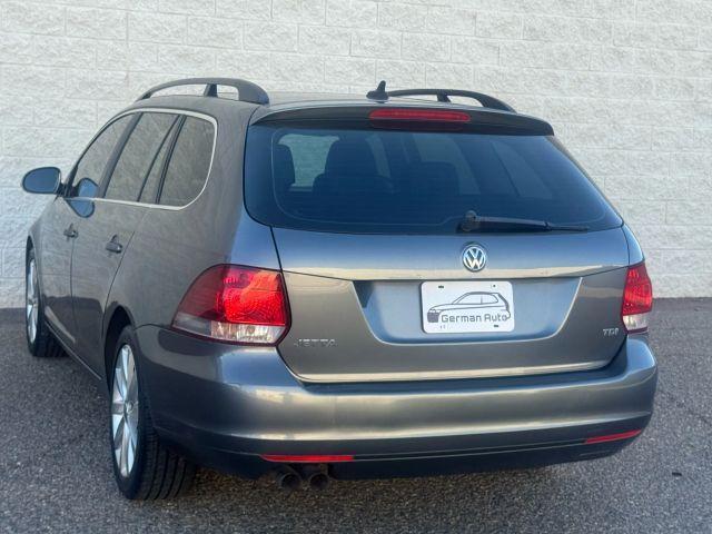 Photo of 2013 Gray Volkswagen Jetta SportWagen