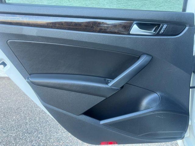 Photo of 2015 White Volkswagen Passat