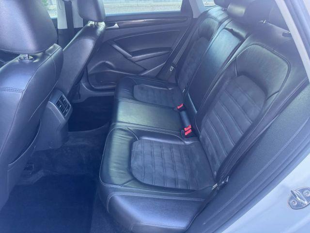 Photo of 2015 White Volkswagen Passat