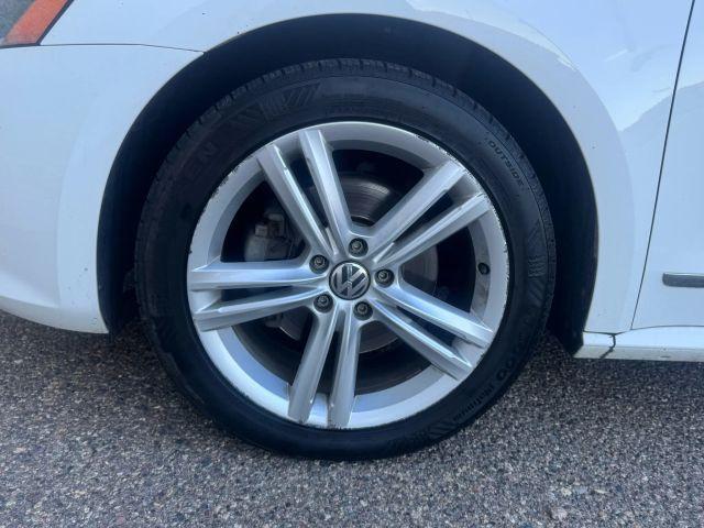 Photo of 2015 White Volkswagen Passat