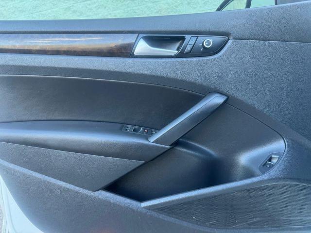 Photo of 2015 White Volkswagen Passat