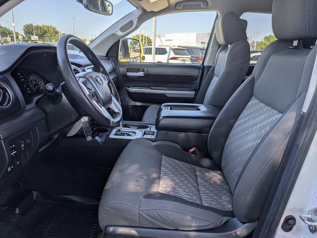 Photo of 2021 Super White Toyota Tundra