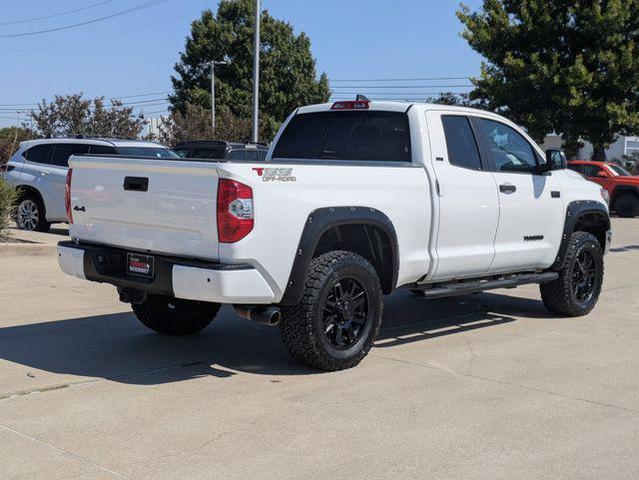 Photo of 2021 Super White Toyota Tundra