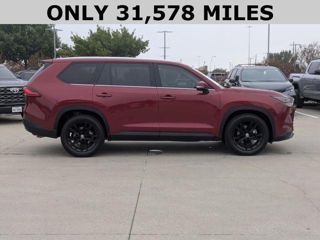 Photo of 2024 Pearl Toyota Grand Highlander