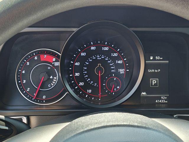 Photo of 2023 Gray Hyundai ELANTRA
