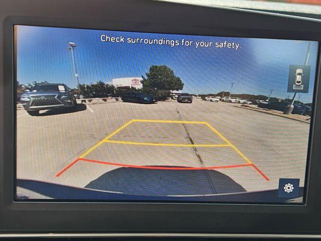 Photo of 2023 Gray Hyundai ELANTRA