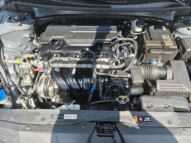 Photo of 2023 Gray Hyundai ELANTRA