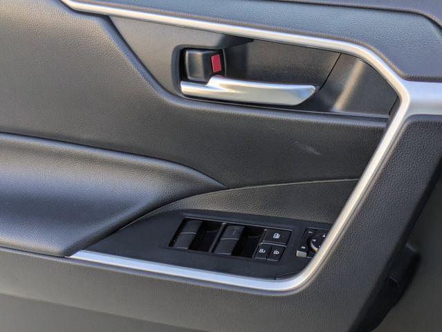 Photo of 2021 Blue Toyota RAV4