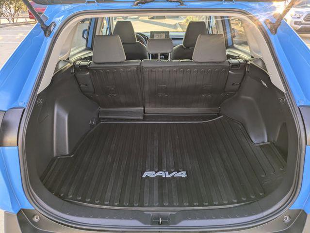 Photo of 2021 Blue Toyota RAV4