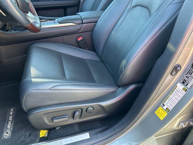 Photo of 2021 Atomic Silver Lexus RX 350