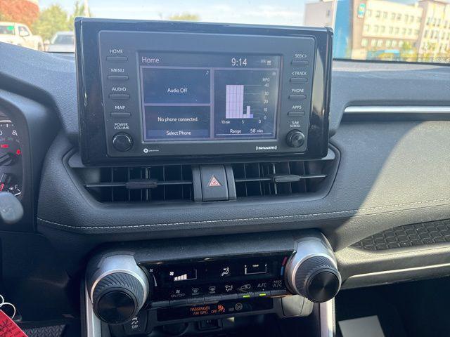 Photo of 2022 White Toyota RAV4