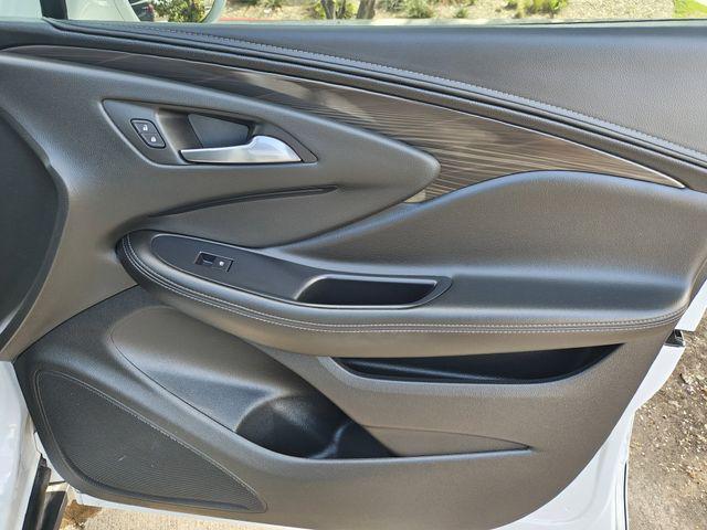 Photo of 2020 Summit White Buick Envision