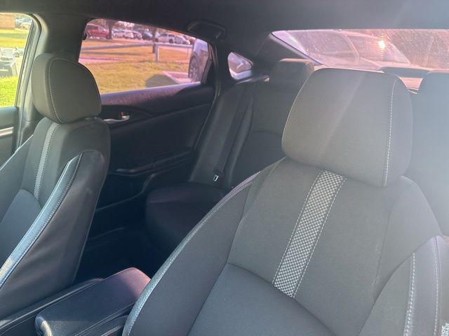 Photo of 2020 Crystal Black Pearl Honda Civic