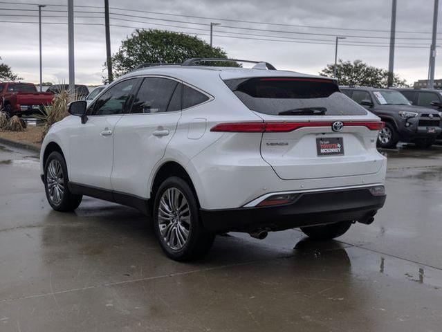 Photo of 2024 Pear Toyota Venza