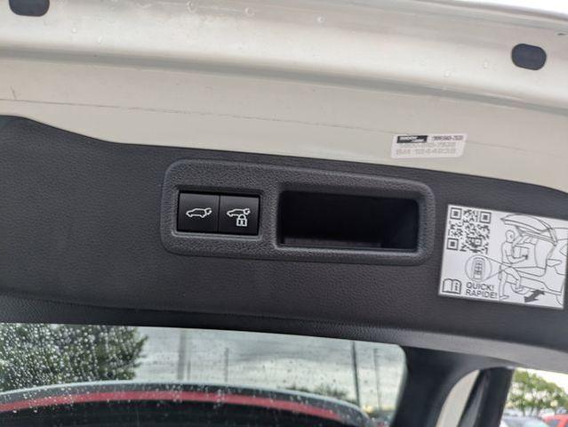 Photo of 2024 Pear Toyota Venza