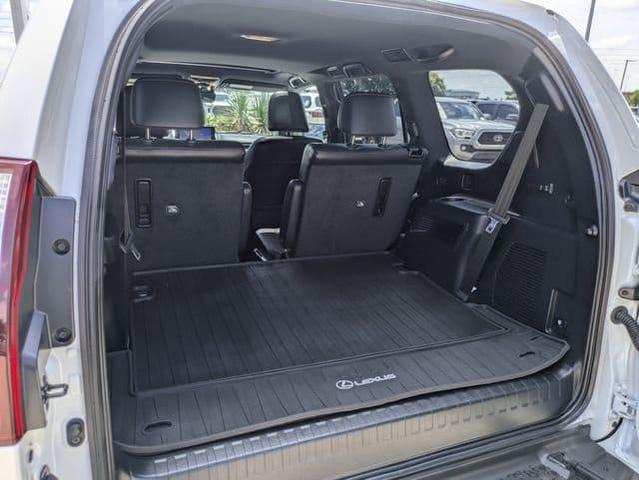 Photo of 2022 Starfire Pearl Lexus GX 460