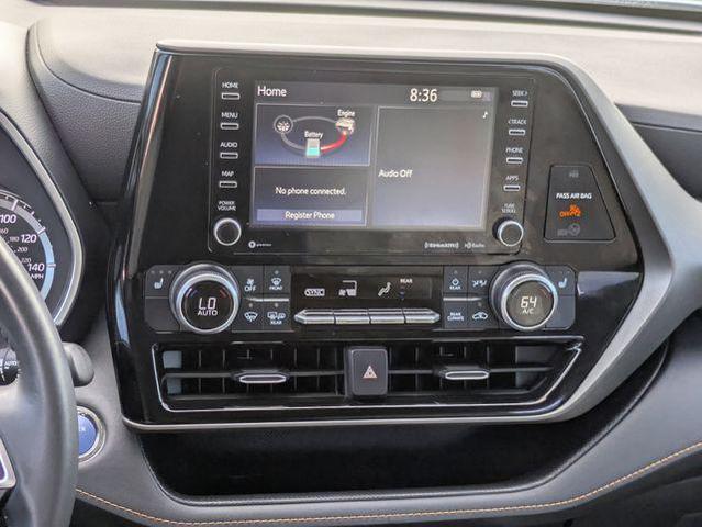 Photo of 2022 Cement Toyota Highlander Hybrid