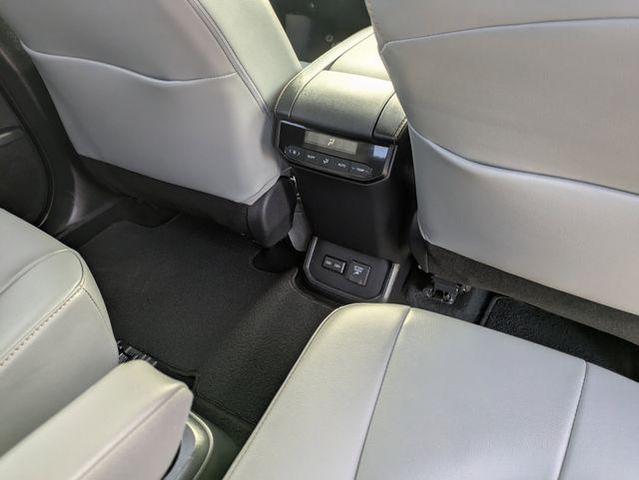 Photo of 2022 Cement Toyota Highlander Hybrid