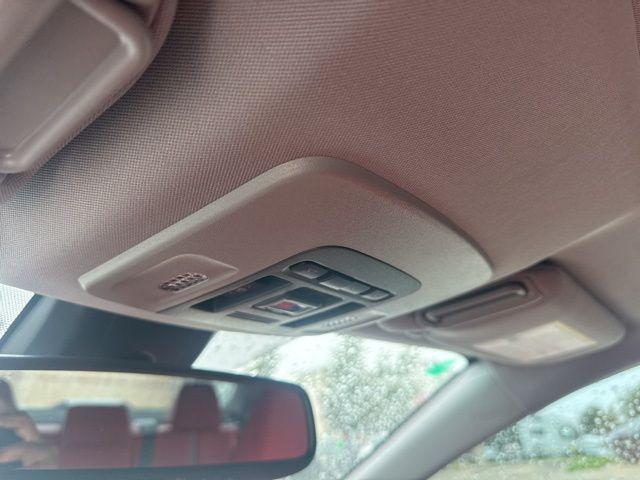 Photo of 2023 Pearl Toyota Camry
