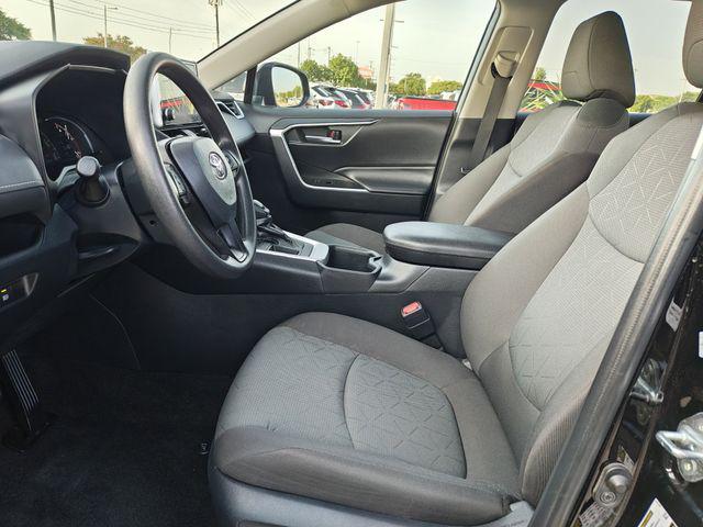 Photo of 2024 Midnight Black Toyota RAV4