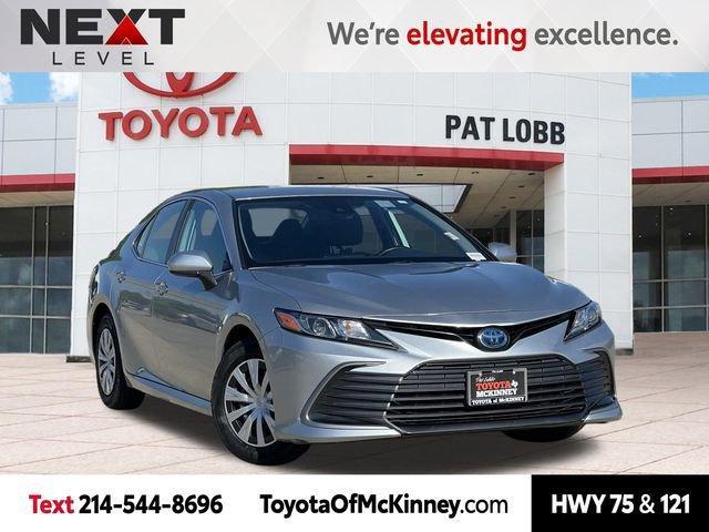 2022 Toyota Camry Hybrid