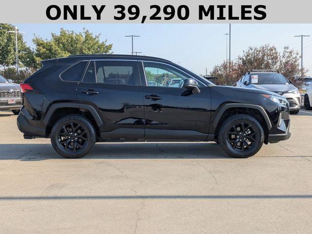 Photo of 2021 Midnight Black Toyota RAV4