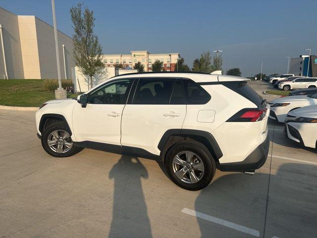 Photo of 2024 Ice Toyota RAV4