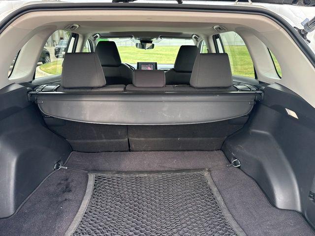 Photo of 2022 White Toyota RAV4