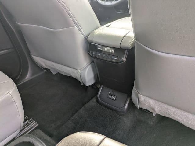 Photo of 2023 Celestial Silver Toyota Highlander Hybrid