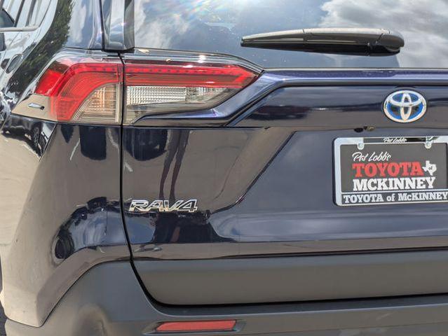Photo of 2021 Blue Toyota RAV4 Hybrid