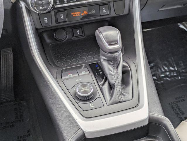 Photo of 2021 Blue Toyota RAV4 Hybrid
