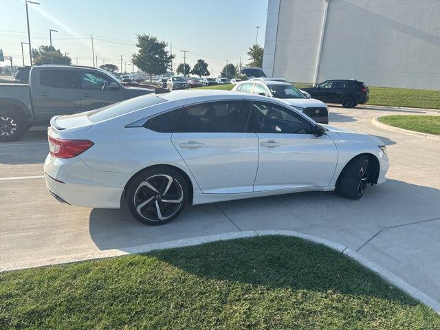 Photo of 2022 Platinum White Pearl Honda Accord