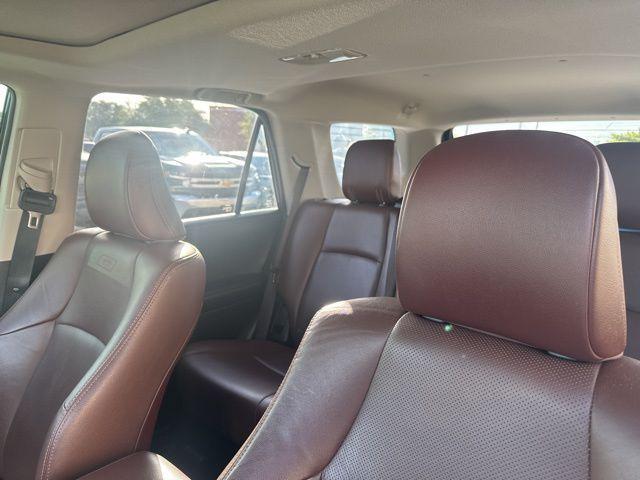 Photo of 2016 Midnight Black Metallic Toyota 4Runner