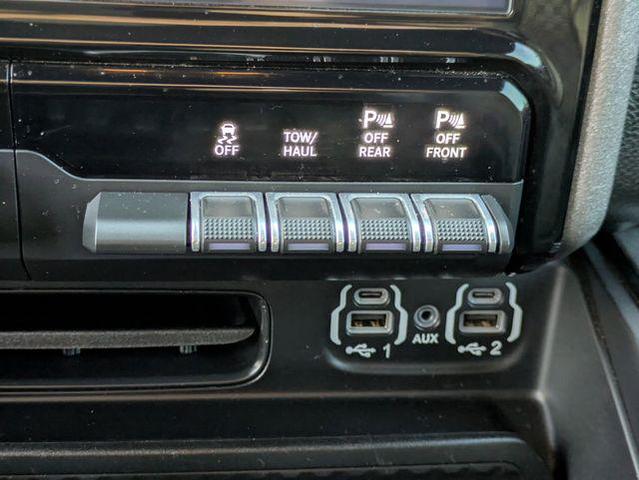 Photo of 2021 Billet Silver Metallic Clearcoat RAM 1500