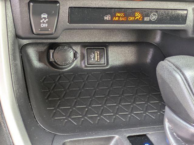 Photo of 2024 Ice Toyota RAV4
