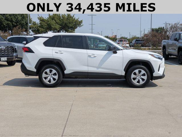 Photo of 2024 Ice Toyota RAV4