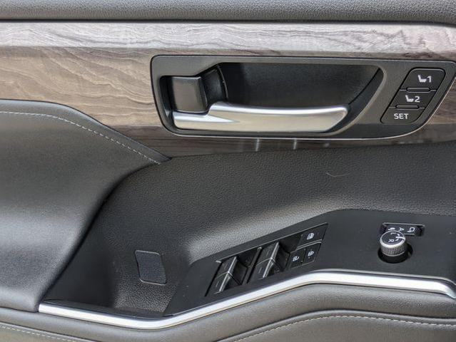 Photo of 2023 Blueprint Toyota Highlander Hybrid