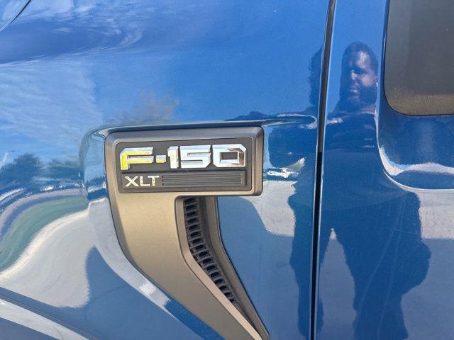 Photo of 2023 Atlas Blue Metallic Ford F-150