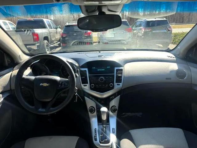 Photo of 2011 Blue Chevrolet Cruze