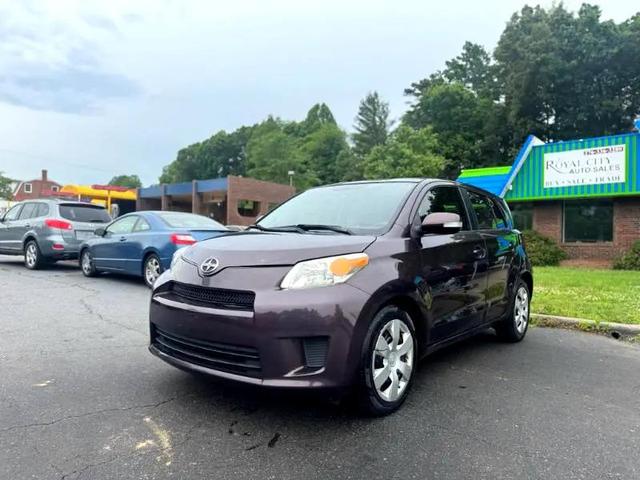 Photo of 2010 Burgundy Scion xD