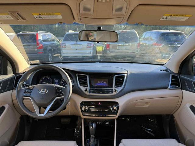 Photo of 2016 Ruby Wine Hyundai TUCSON
