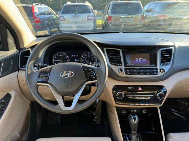 Photo of 2016 Ruby Wine Hyundai TUCSON