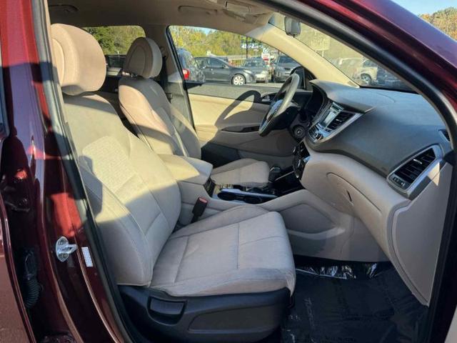 Photo of 2016 Ruby Wine Hyundai TUCSON