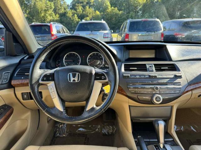 Photo of 2012 White Orchid Pearl Honda Accord
