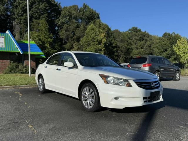 Photo of 2012 White Orchid Pearl Honda Accord